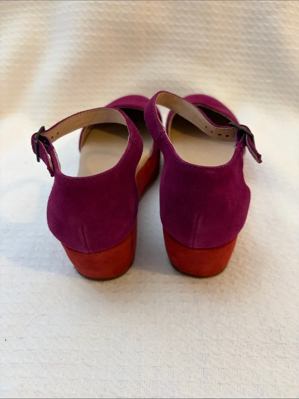 Gee Wawa Leather Suede Two-Tone Magenta & Red Ankle Strap Platforms Size 6M